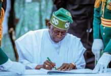 Tinubu signs Executive Order for remittance of oil, gas revenue to federation account